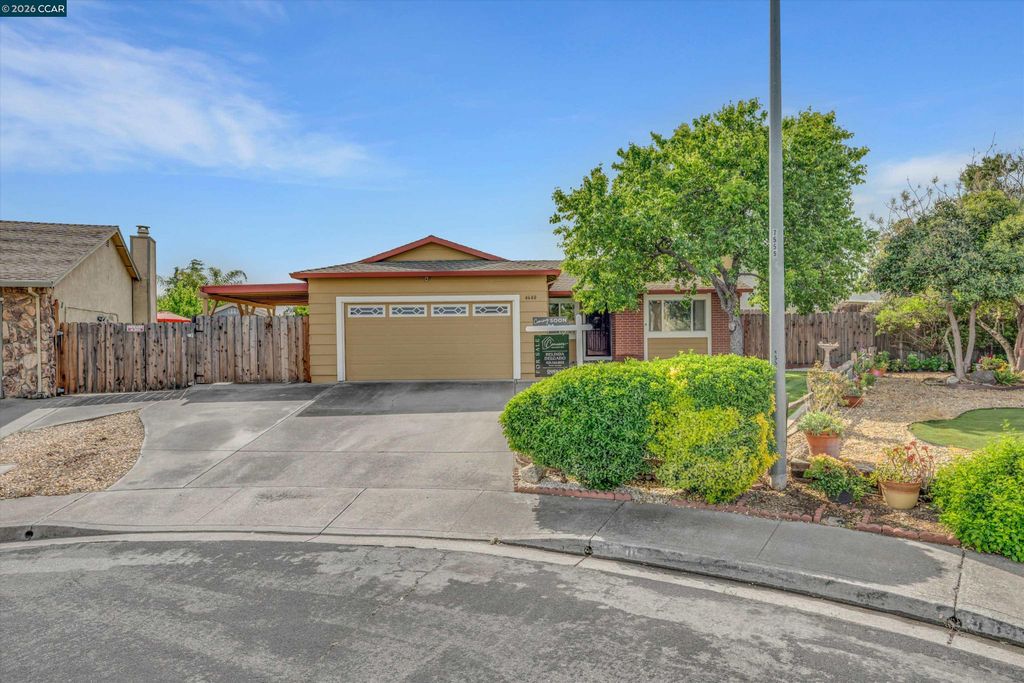 Photo of 4640 Pinot Ct, Oakley, CA 94561 (MLS # 41129208)