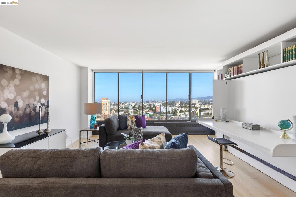 Photo of 565 Bellevue Ave #2205, Oakland, CA 94610 (MLS # 41127186)