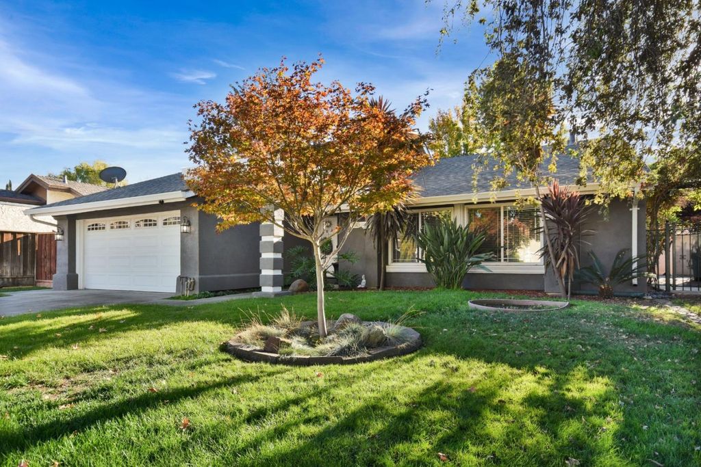 Photo of 7143 Via Lomas, San Jose, CA 95139 (MLS # ML82026228)