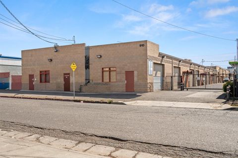 Photo of 910 81st Ave #20, Oakland, CA 94621 (MLS # 41123315)