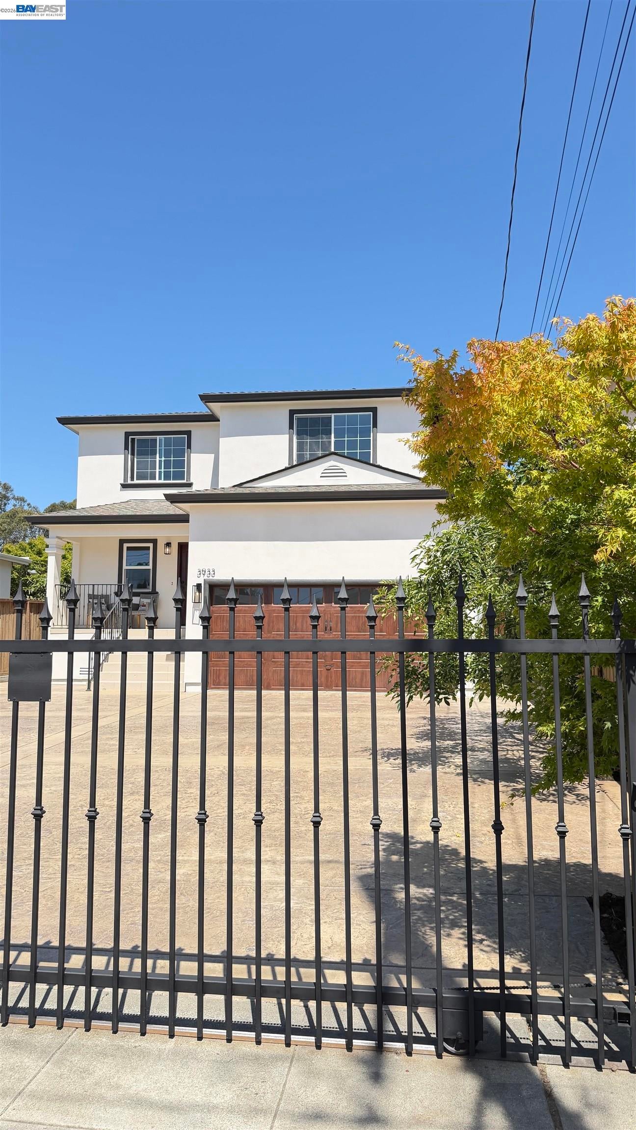 3933 Midvale Ave