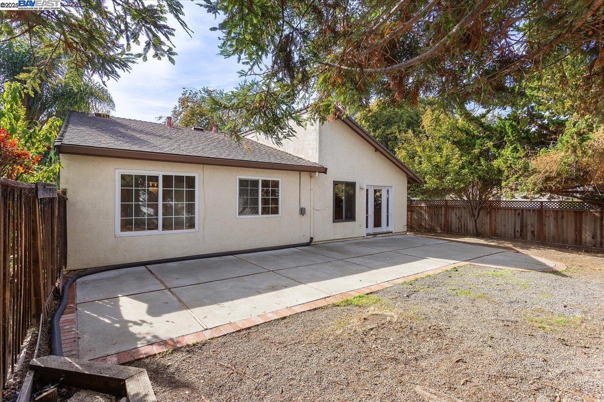 Union City, California 94587, United States, 2 Bedrooms Bedrooms, ,2 BathroomsBathrooms,Residential,Active,232608