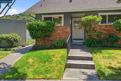 Photo of 143 Miramonte Dr, Moraga, CA 94556 (MLS # 41136621)