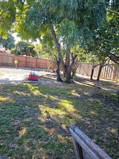 A home in East Palo Alto