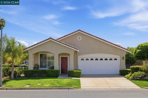 Photo of 1118 Jonagold Way, Brentwood, CA 94513 (MLS # 41132486)