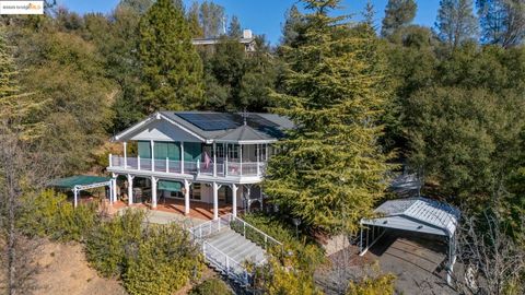 A home in Groveland