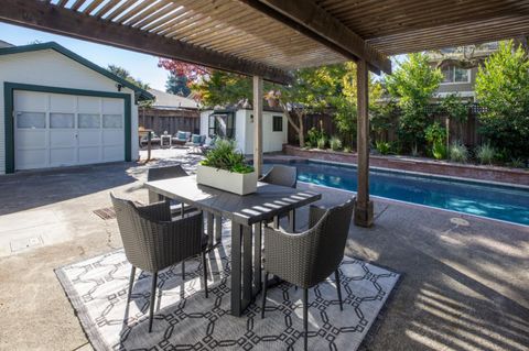 A home in Menlo Park