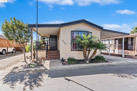 Photo of 3752 Porter Cir #25, Bethel Island, CA 94511 (MLS # 41114439)