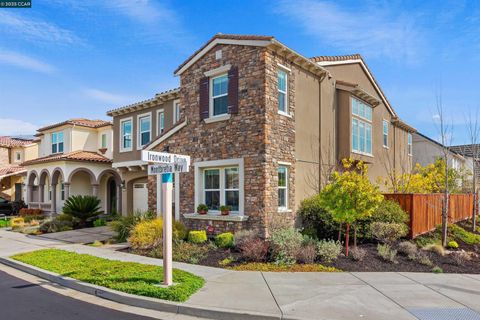 A home in San Ramon