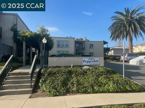 Photo of 1851 Harrison St #15, Concord, CA 94520 (MLS # 41118824)