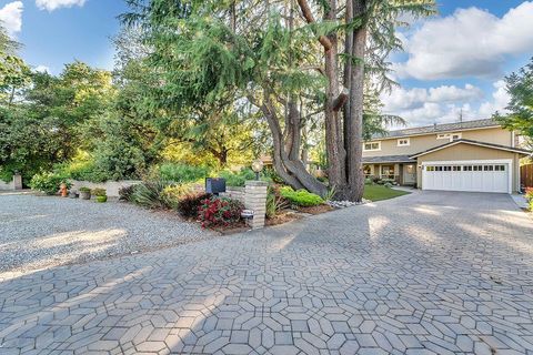 A home in Palo Alto