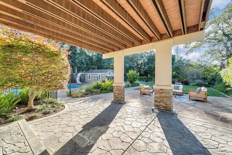 A home in Palo Alto