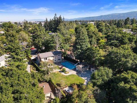 A home in Palo Alto