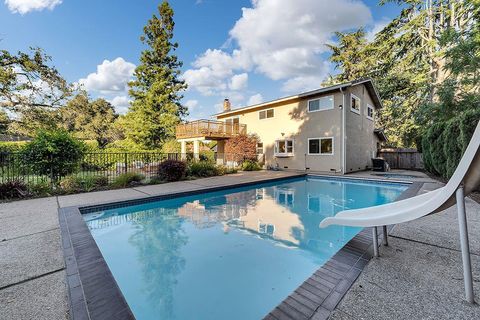 A home in Palo Alto