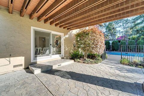 A home in Palo Alto