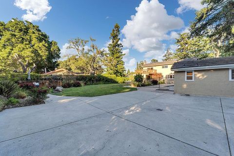 A home in Palo Alto