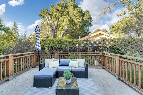 A home in Palo Alto