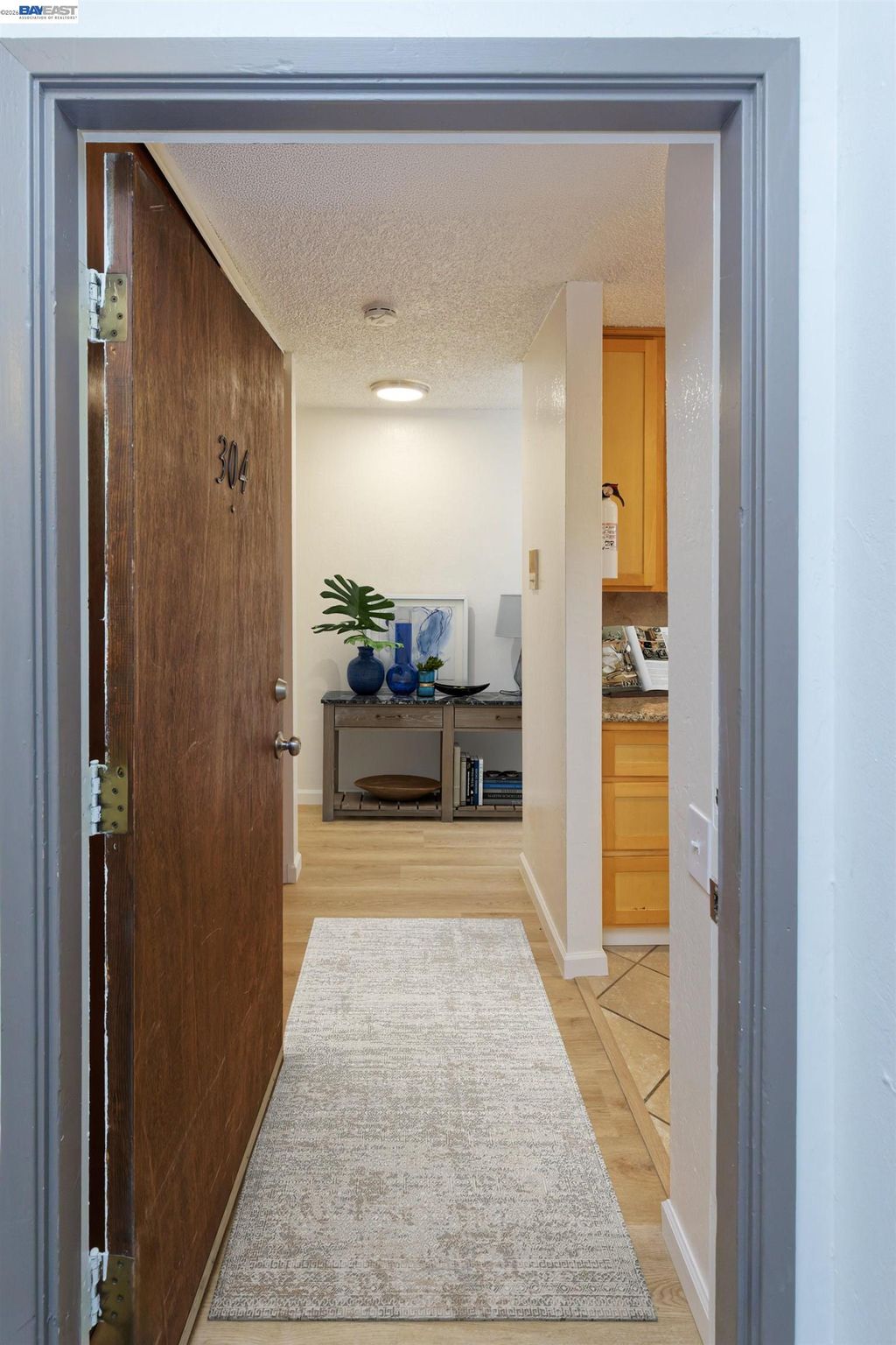 Photo of 150 Pearl St #304, Oakland, CA 94611 (MLS # 41126946)