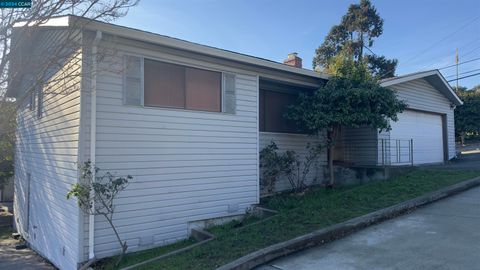 A home in El Sobrante