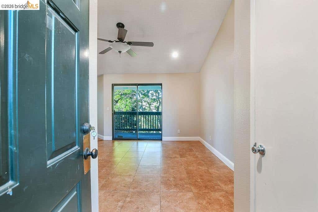 Photo of 2819 Winding Ln, Antioch, CA 94531 (MLS # 41143540)