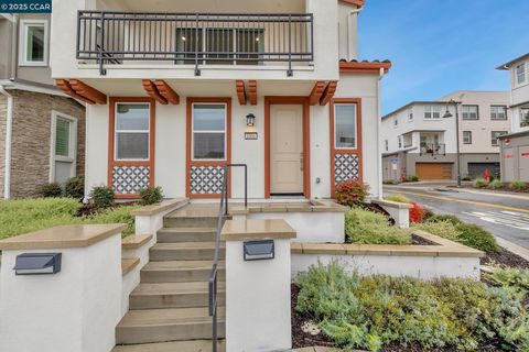 Photo of 1006 Mary Beth Ter, San Ramon, CA 94583 (MLS # 41119559)