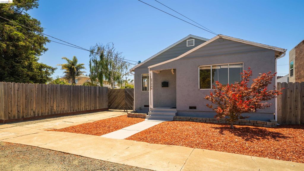 Photo of 2726 Rheem Ave, Richmond, CA 94804 (MLS # 41135619)