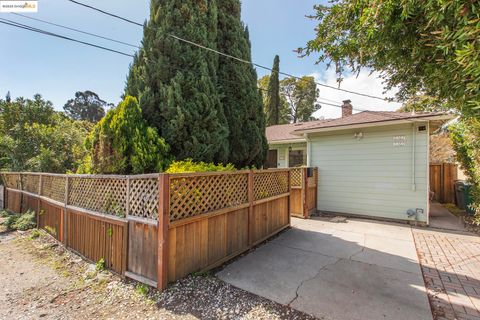 6167 Overdale Ave, Oakland, CA 94605 - MLS#: 41091652