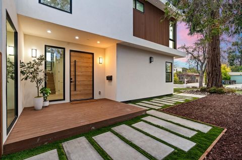 A home in Palo Alto