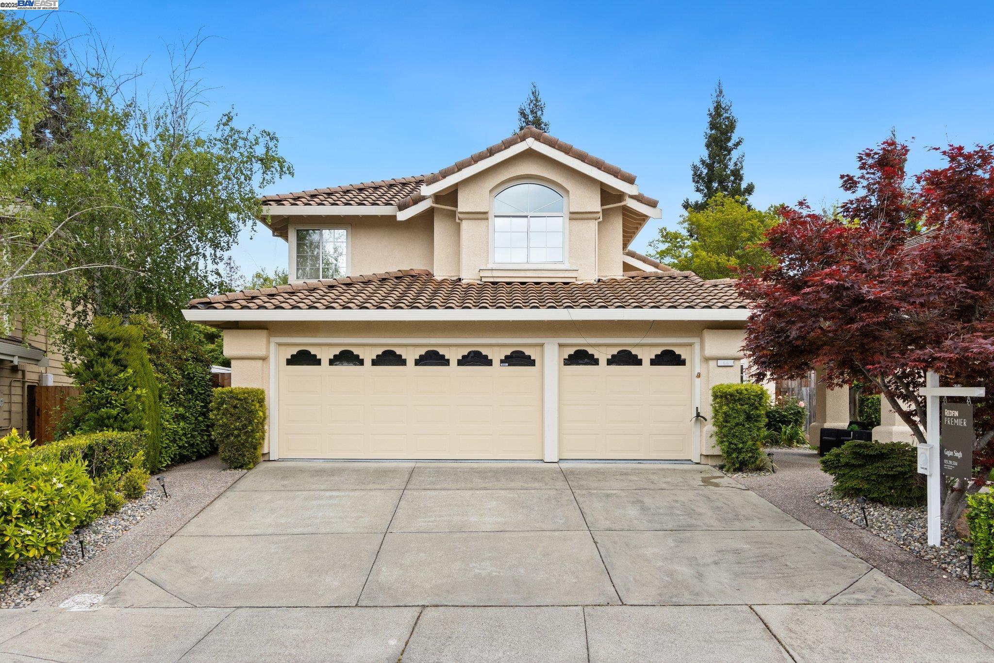 66 Edgegate Ct