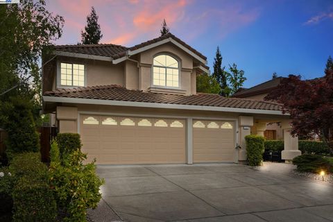 66 Edgegate Ct Danville CA 94506