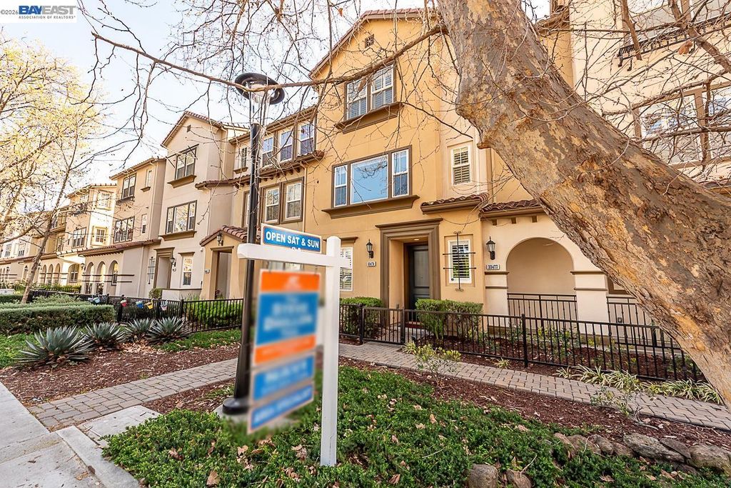 Photo of 33479 Alvarado Niles Rd, Union City, CA 94587 (MLS # 41126978)