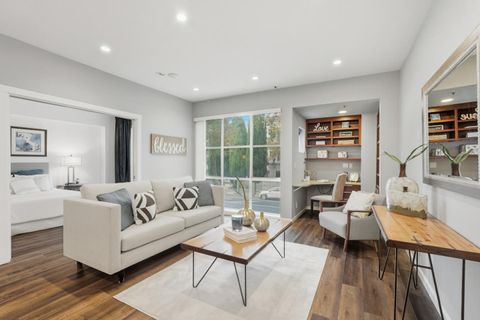 Photo of 97 E Saint James Street #26, San Jose, CA 95112 (MLS # ML82024385)