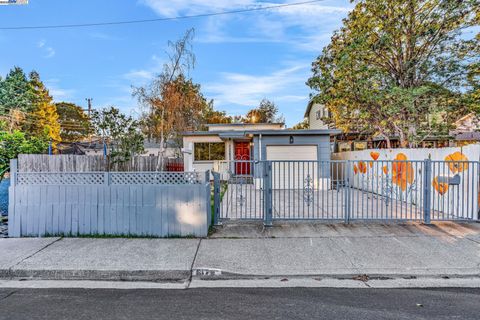 Photo of 6178 Bernhard Ave, Richmond, CA 94805 (MLS # 41119915)