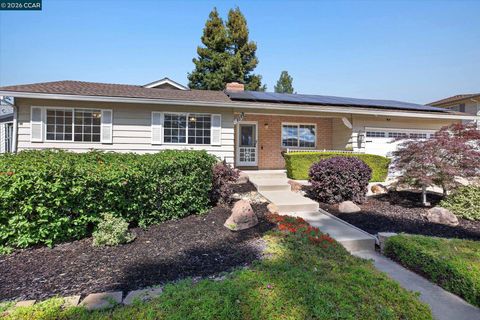 Photo of 4549 Coolidge St, Concord, CA 94521 (MLS # 41132864)