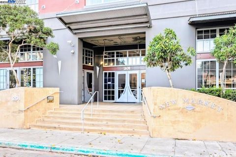 Photo of 201 4Th St #408, Oakland, CA 94607 (MLS # 41119604)