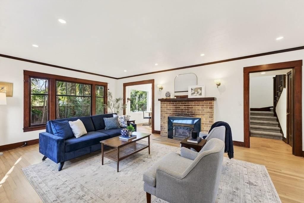 Photo of 519 Walnut, Santa Cruz, CA 95060 (MLS # ML82038028)