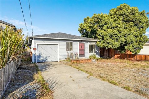 A home in Santa Cruz