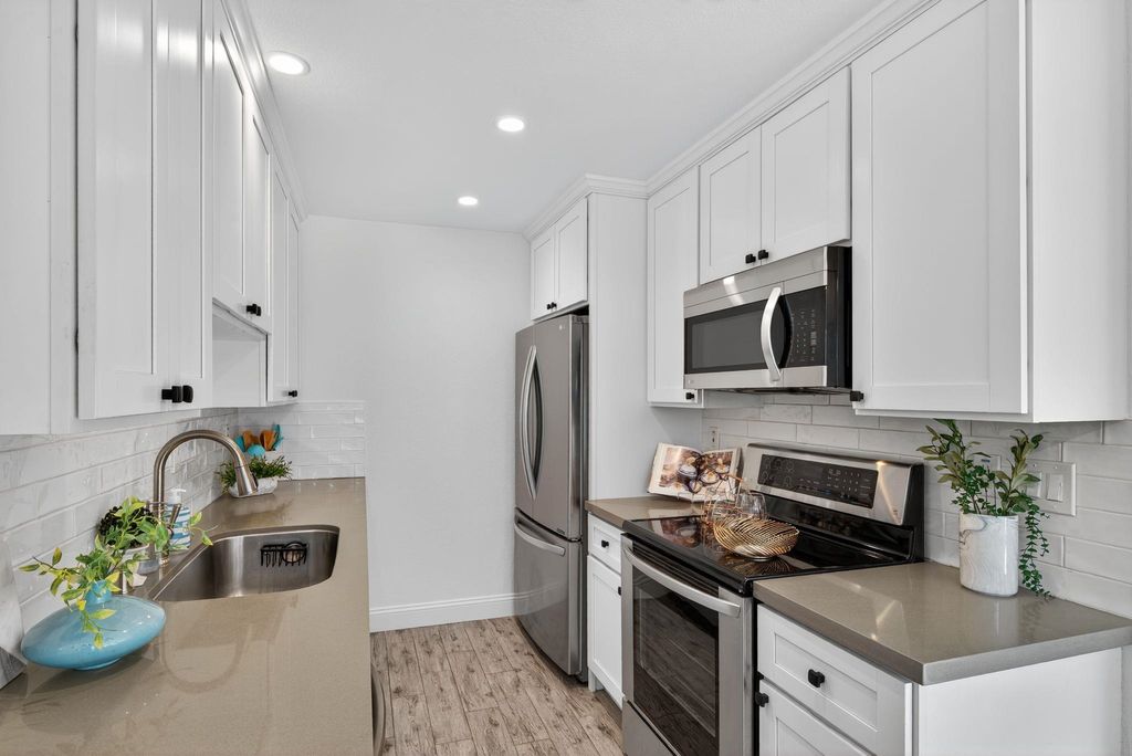 Photo of 3045 Fostoria Cir, Danville, CA 94526 (MLS # 41120342)