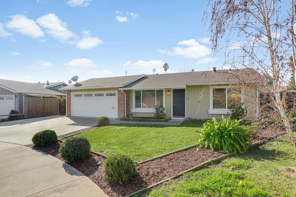 Photo of 663 Perkins Court, San Jose, CA 95127 (MLS # ML82030422)