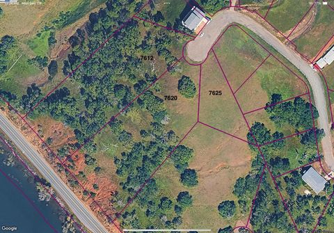 Photo of 7620 Verna Way, Glenhaven, CA 95443 (MLS # 41119682)