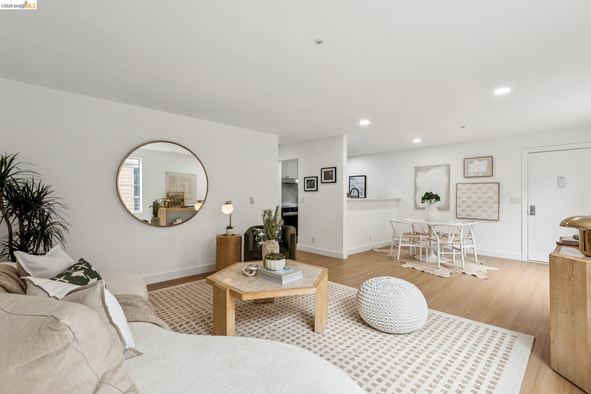 2901 Macarthur Blvd