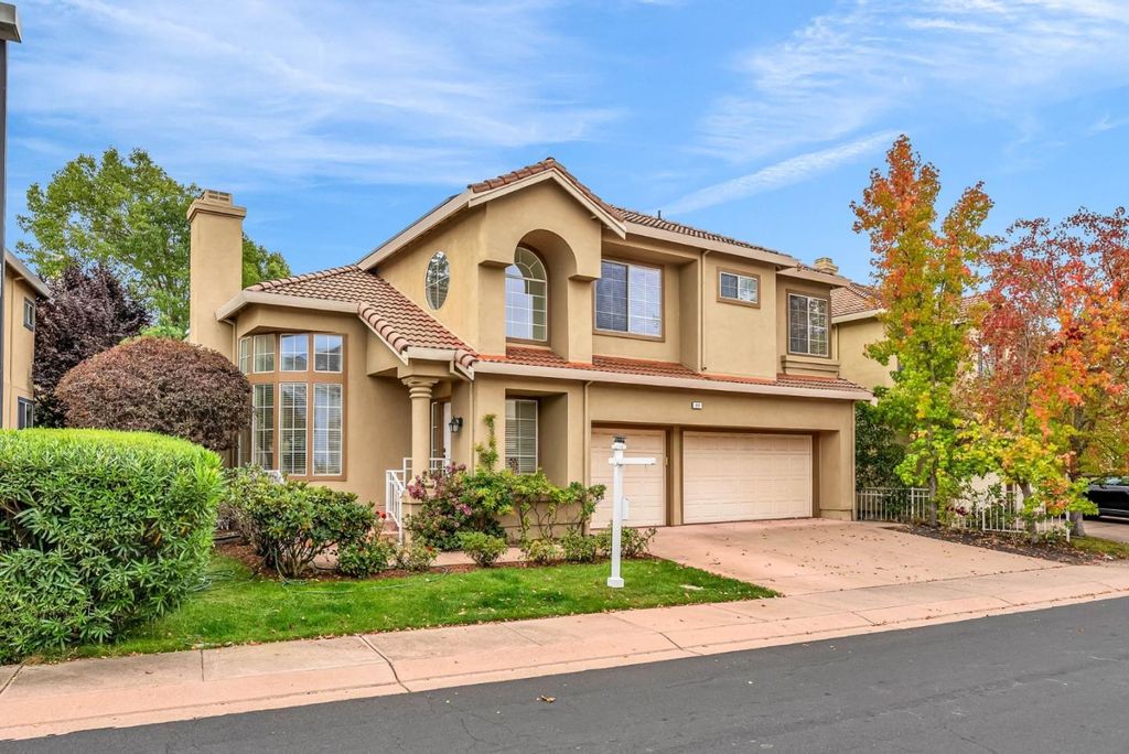 Photo of 221 Victory Circle, San Ramon, CA 94582 (MLS # ML82025505)