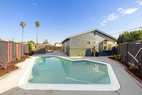 A home in San Leandro