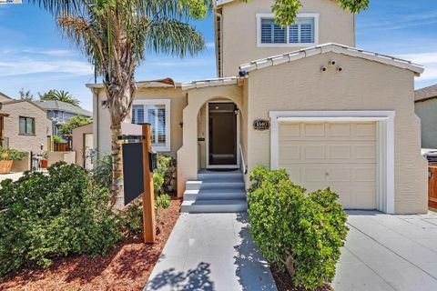 A home in San Leandro