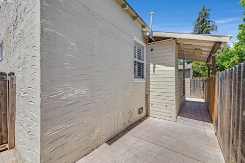 A home in San Leandro