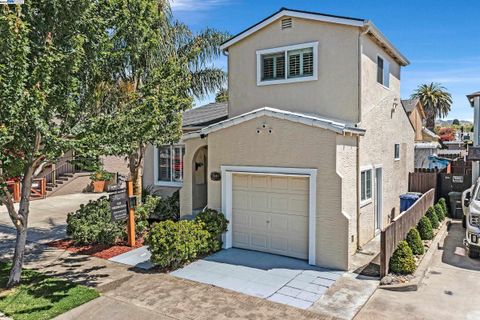 A home in San Leandro