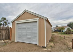 Listing photo 12