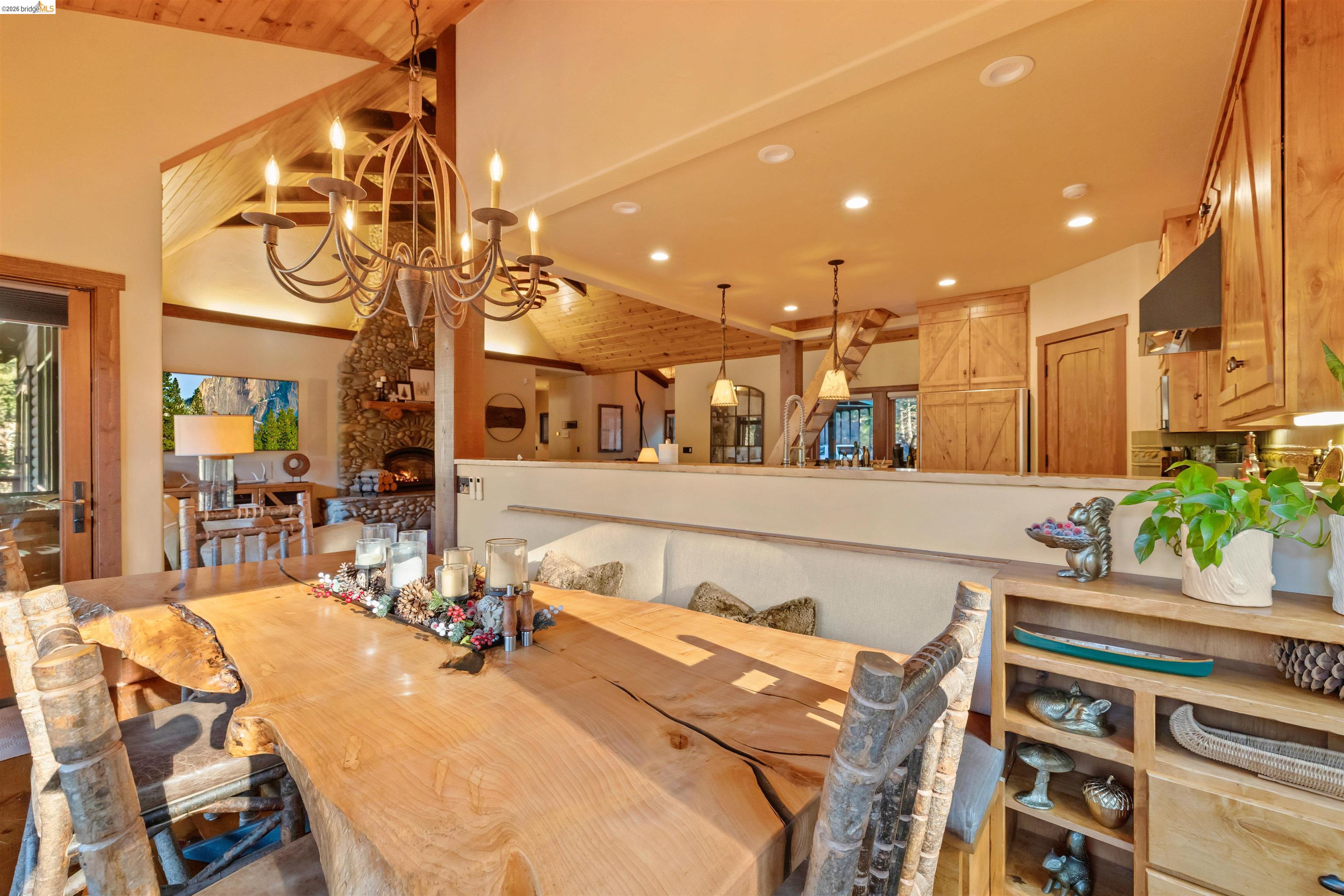 Strawberry, California, 95364, United States, 4 Bedrooms Bedrooms, ,4 BathroomsBathrooms,Residential,Active,2021686