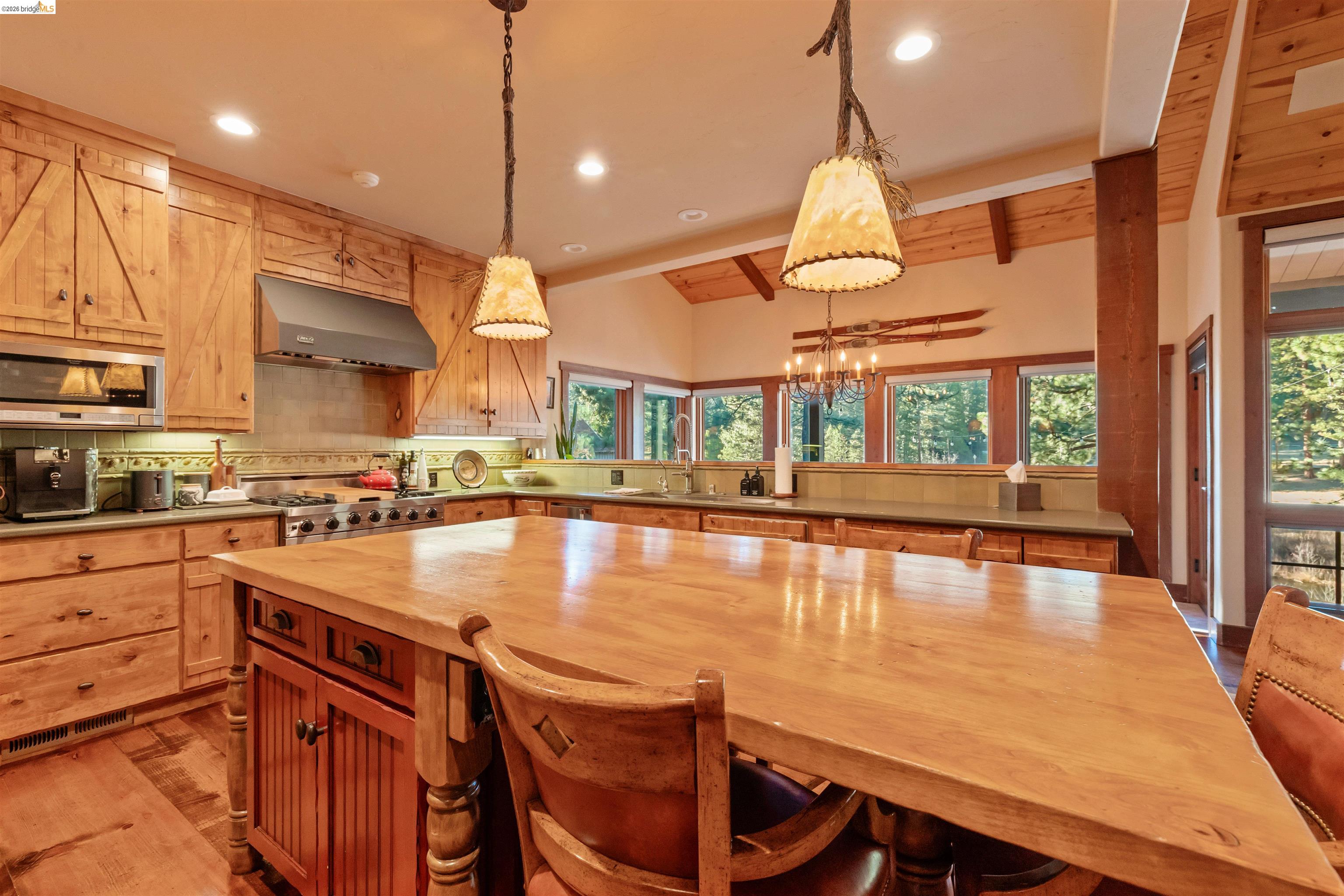 Strawberry, California, 95364, United States, 4 Bedrooms Bedrooms, ,4 BathroomsBathrooms,Residential,Active,2021686