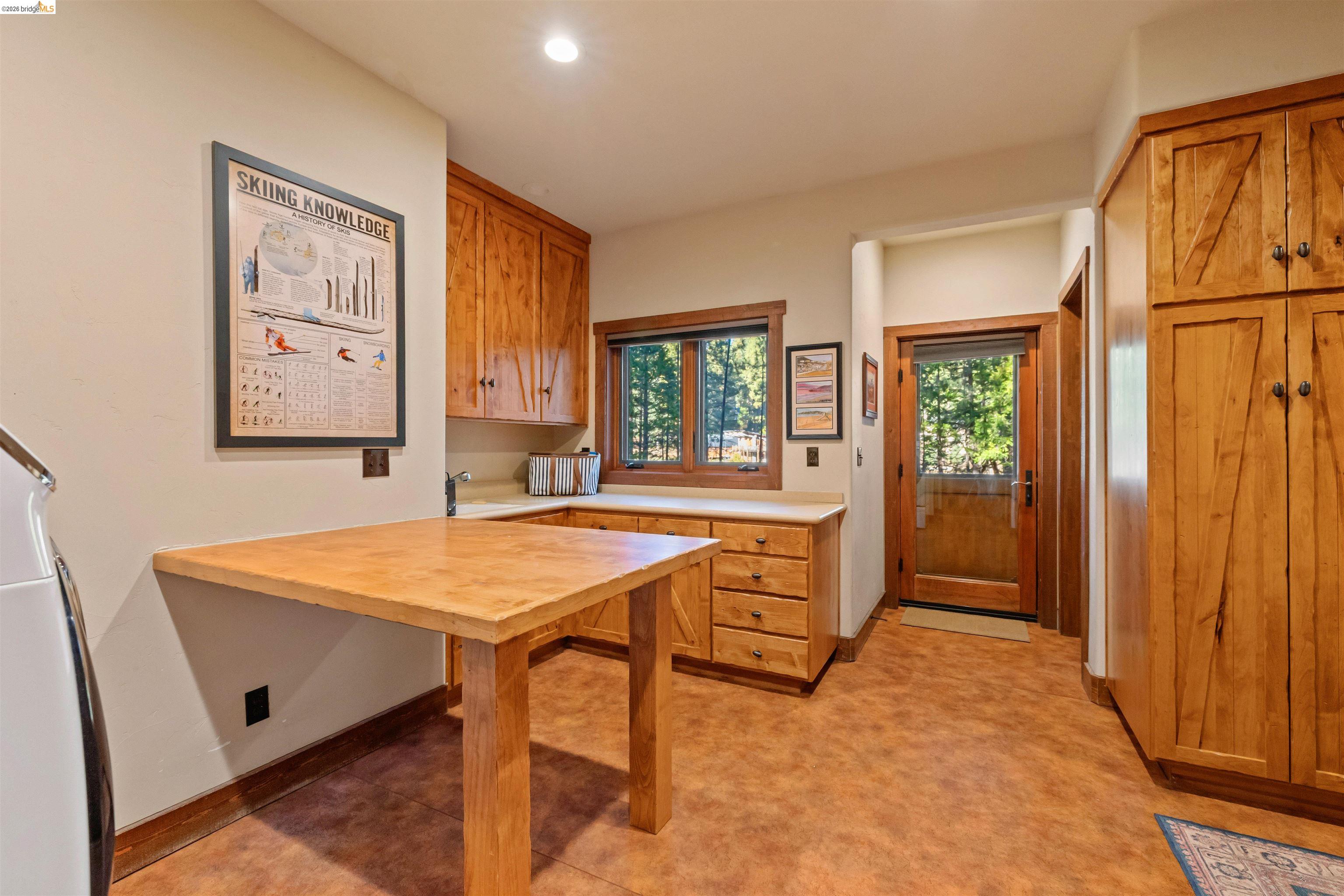 Strawberry, California, 95364, United States, 4 Bedrooms Bedrooms, ,4 BathroomsBathrooms,Residential,Active,2021686